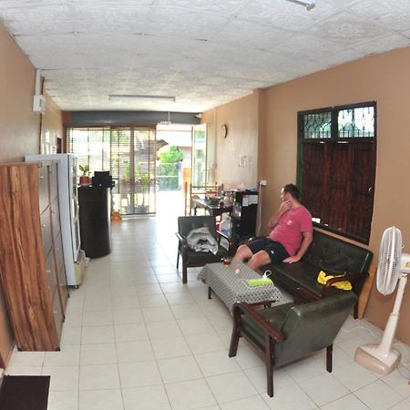 Sharky'S Hostel باي المظهر الخارجي الصورة